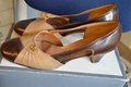 Bruine lederen schoen met hak